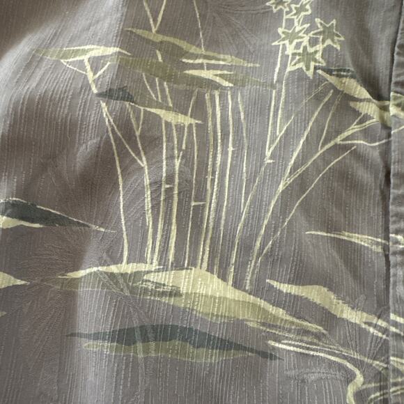 Vintage Tommy Bahama Silk Hawaiian Shirt Aloha Men’s XXL Camp Loop Collar Beachy - Picture 4 of 10